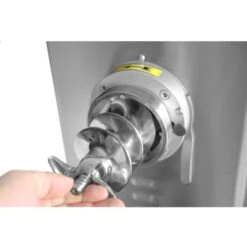 Elektrischer Fleischwolf - 600kg/h - 2,2 KW - 1400rpm 17 Elektrischer Fleischwolf - 600kg/h - 2,2 KW - 1400rpm -Ausgewählte Küchengeschäfte 1L2A6635 e0d9