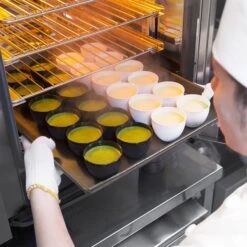 Heißluftofen KOMPAKT - Manuell - 4 Tabletts 13 Heißluftofen KOMPAKT - Manuell - 4 Tabletts -Ausgewählte Küchengeschäfte combi steamer inuse1 2c5f 1