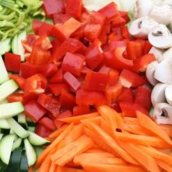 Vegetarischer Cutter - 6 Liter - 1,8 KW - 230 Volt - 986-2470rpm -Ausgewählte Küchengeschäfte detail geschnittenes gemuese 1 c213 5